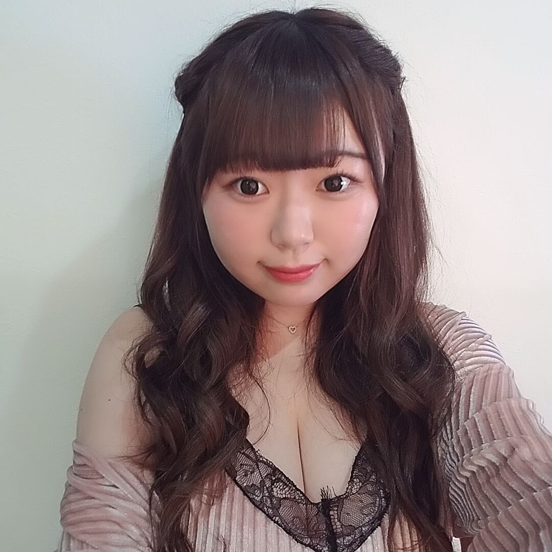 まゆ【ジーチャンネル】
