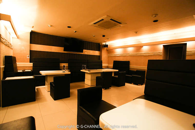 ジーチャンネル|ガールズバー|群馬県 - 太田市|Giri's Bar PANDORAの店内写真9
